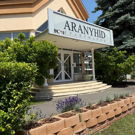 Апартаменты Lakeside 1 Aranypart, Шиофок