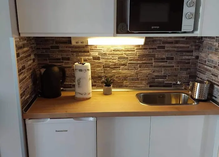 Lakeside 1 Aranypart,