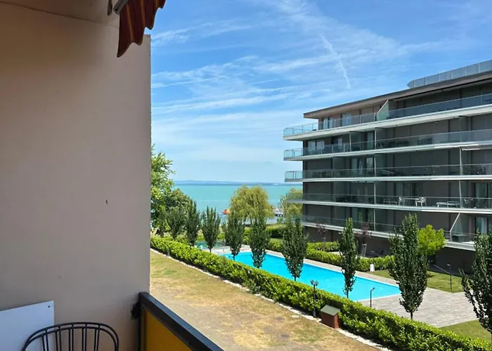 Апартаменты Lakeside 1 Aranypart, Шиофок