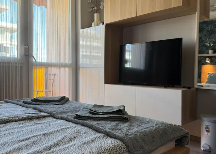 Lakeside 1 Aranypart, Apartment Siófok