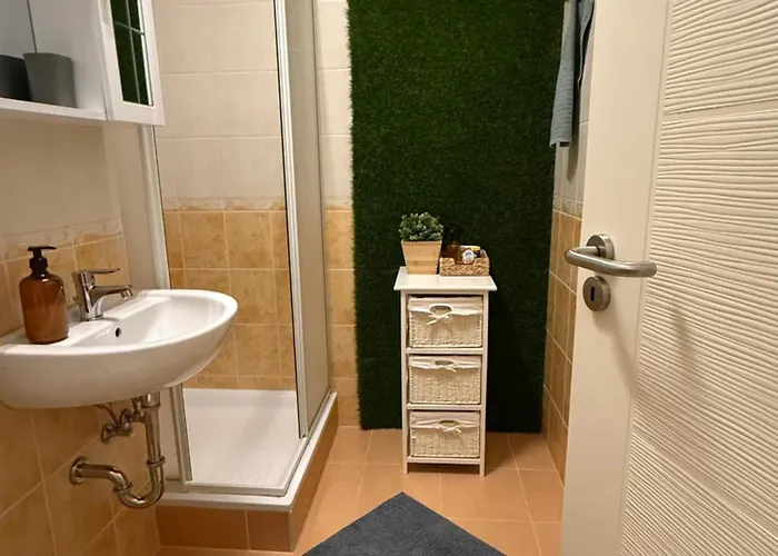 Апартаменты Lakeside 1 Aranypart, Шиофок